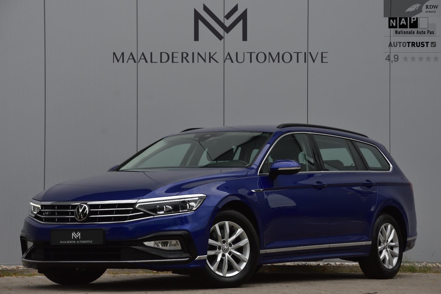 Volkswagen Passat Variant - 1.5 TSI DSG R-Line Business Navi, Camera, Led, Stoelverwarwarming - AutoWereld.nl