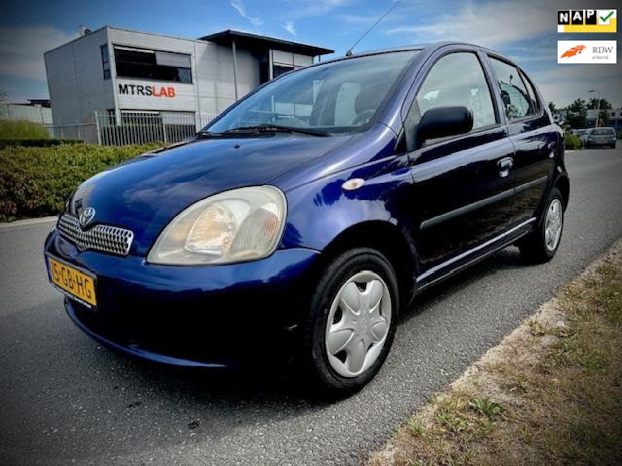 Toyota Yaris - 1.3-16V VVT-i Sol 1.3-16V VVT-i Sol, 5DRS, LAGE KM STAND, DEALERONDERHOUDEN. - AutoWereld.nl