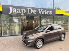 Volkswagen T-Roc - 1.5 TSI Style Business