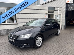 SEAT Leon - 1.2 TSI Style 77kw verkeerd in Nieuwstaat