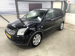 Ford Fusion - 1.4-16V Futura airco APK NAP trekhaak