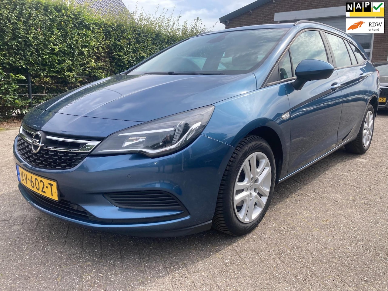 Opel Astra Sports Tourer - 1.4 Edition Bj 2016. Airci, Cruise, Trekhaak, PDC, inruil is mogelijk - AutoWereld.nl