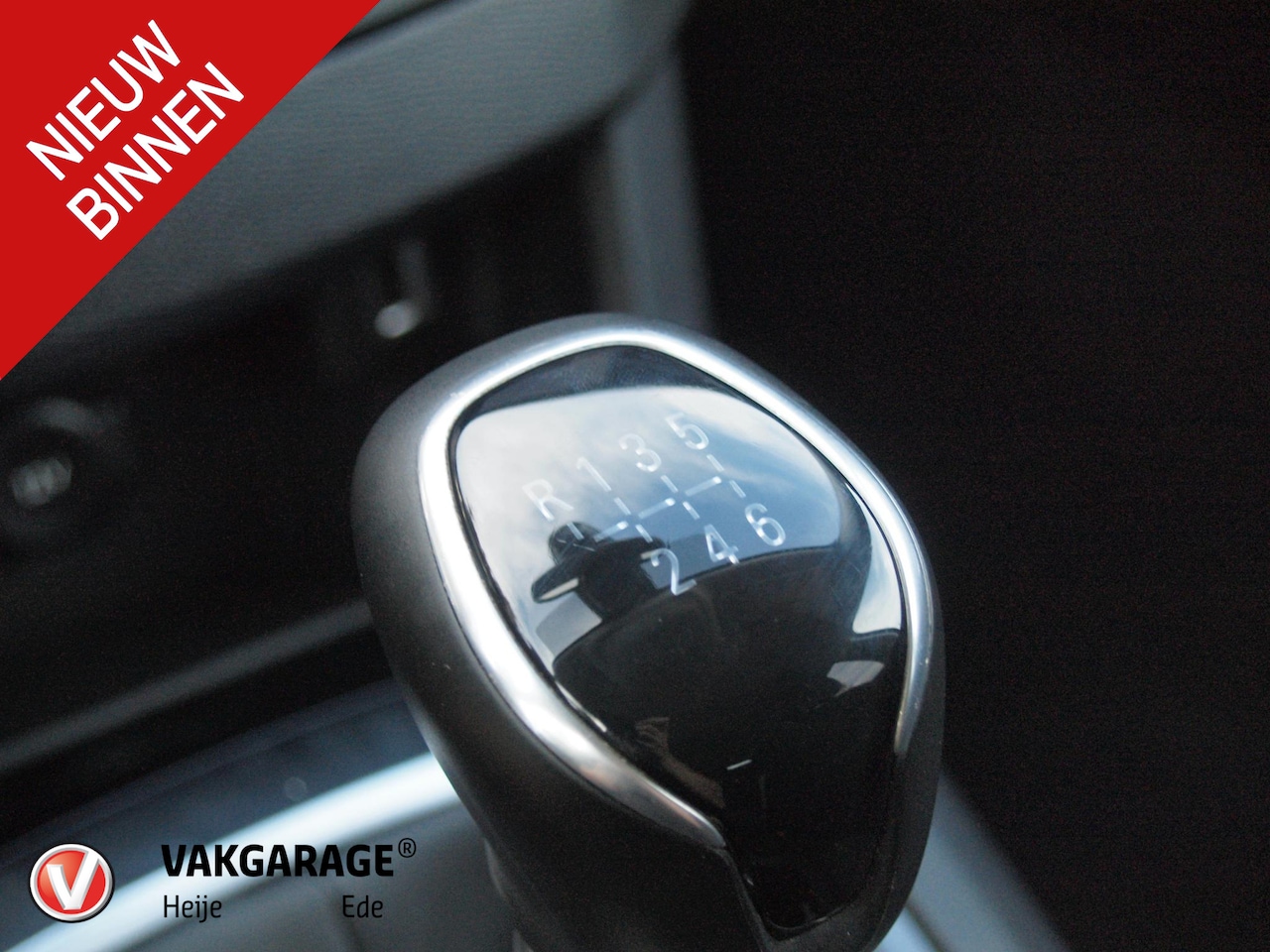 Peugeot 308 SW - 1.2 PureTech Blue Lease Active | Navigatie | Privacy Glas | - AutoWereld.nl