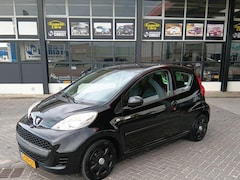 Peugeot 107 - 1.0-12V XR