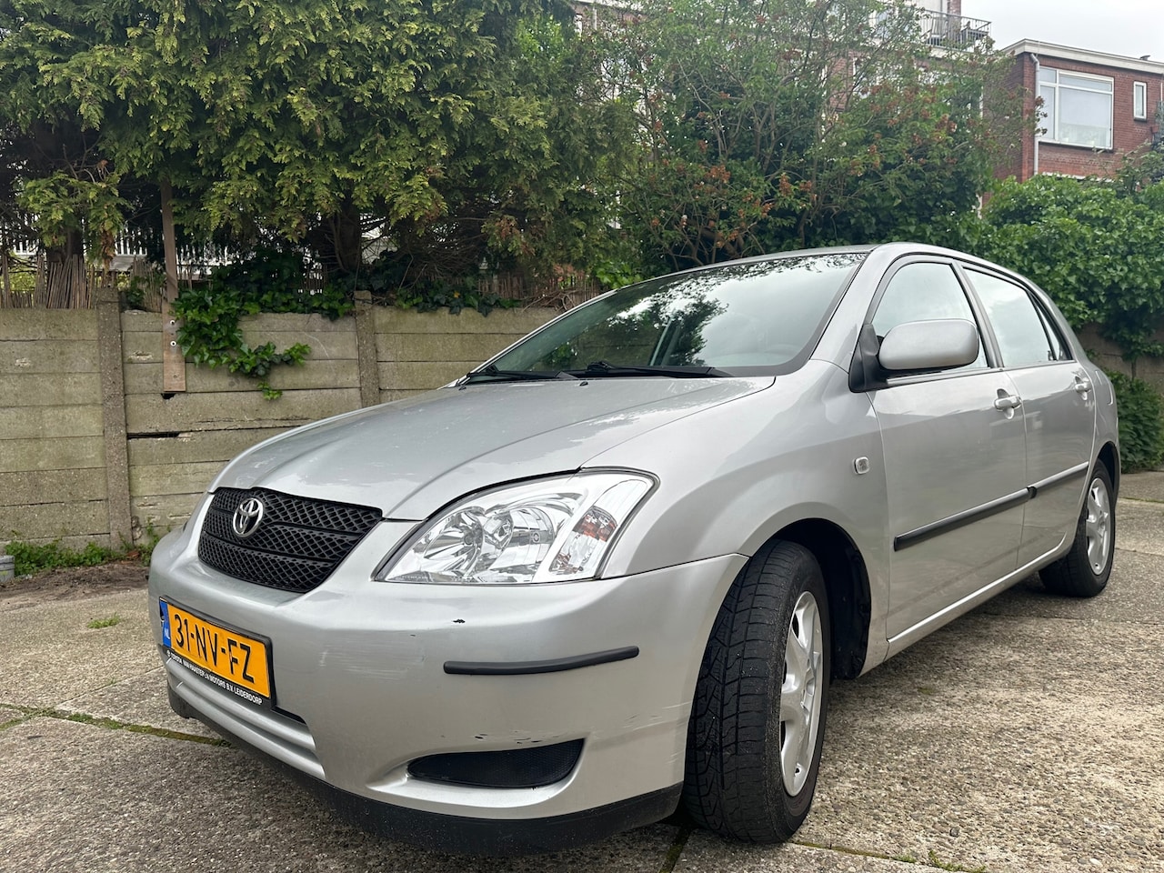 Toyota Corolla - 1.6 VVT-i Linea Terra Airco Navigatie Dealer OH! Nieuw APK! - AutoWereld.nl