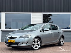 Opel Astra - 1.4 Turbo Sport / Airco / Sensoren / Cruise / LMW
