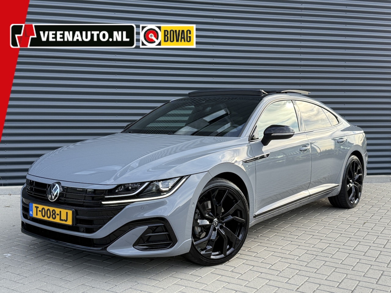 Volkswagen Arteon - 1.4 TSI eHybrid R-Line Moonstone Grey Black Optic - AutoWereld.nl