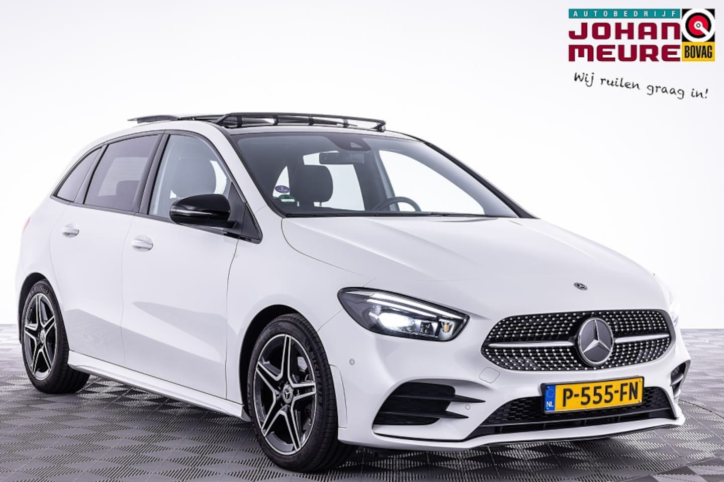Mercedes-Benz B-klasse - 200 Business Solution AMG | PANORAMADAK | Full LED | Trekhaak - AutoWereld.nl
