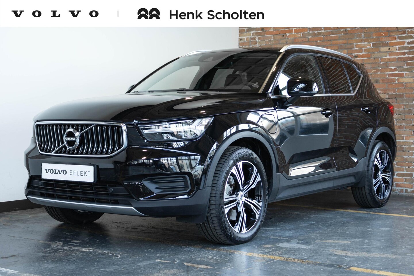 Volvo XC40 - T4 Aut Recharge Inscription | Parkeerverwarming | Lederen bekleding | Semi Elektrische tre - AutoWereld.nl