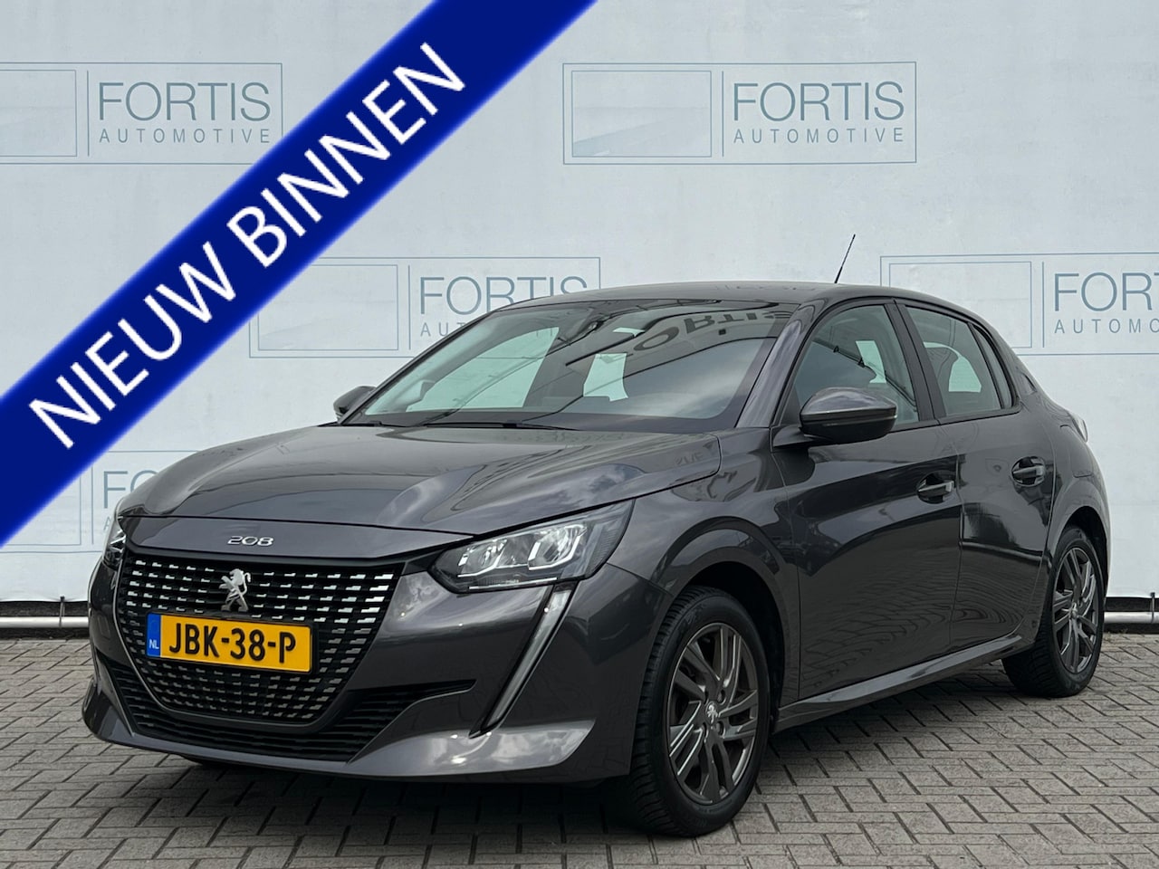 Peugeot 208 - 1.2 PureTech Allure Pack RIEM V.V | CARPLAY | AFN. TREKHAAK | - AutoWereld.nl