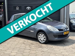 Renault Clio - 1.2-16V Special Rip Curl - 1e Eigenaar - Airco - 5 Deurs - Lage km N.a.p