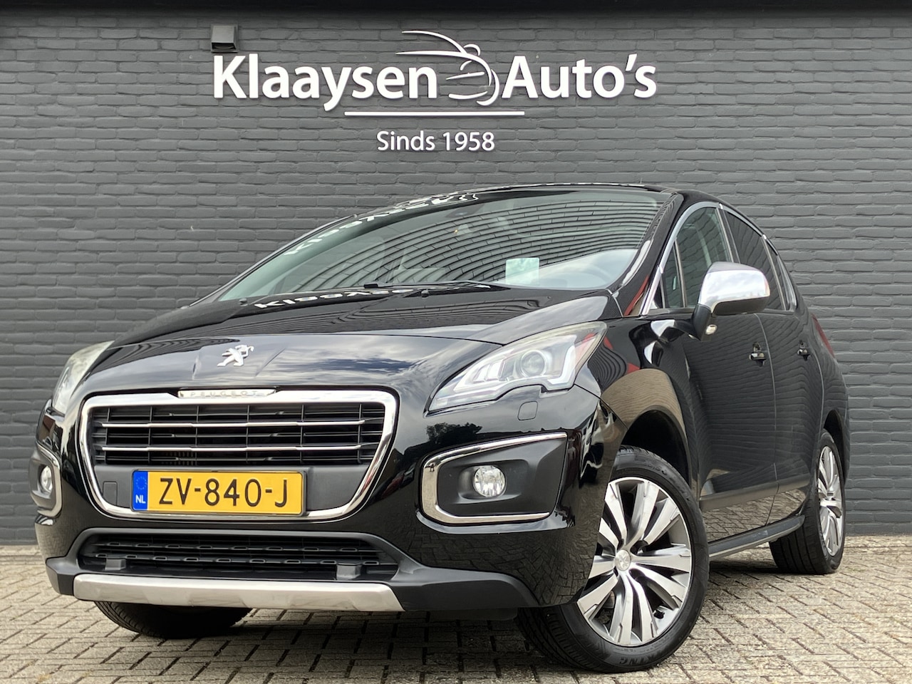 Peugeot 3008 - 1.2 PureTech 130 pk Allure | navigatie | afn. trekhaak | panoramadak | head-up display | c - AutoWereld.nl