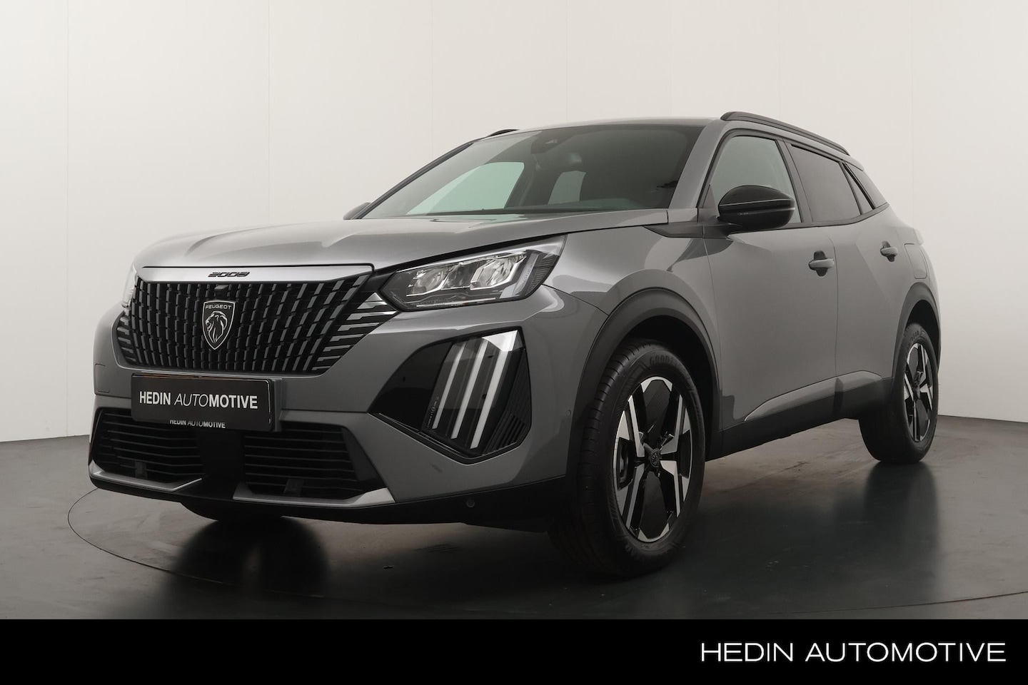 Peugeot 2008 - 1.2 100pk Allure | Navigatie | Cruise Control | Apple Carplay / Android Auto | Parkeer cam - AutoWereld.nl