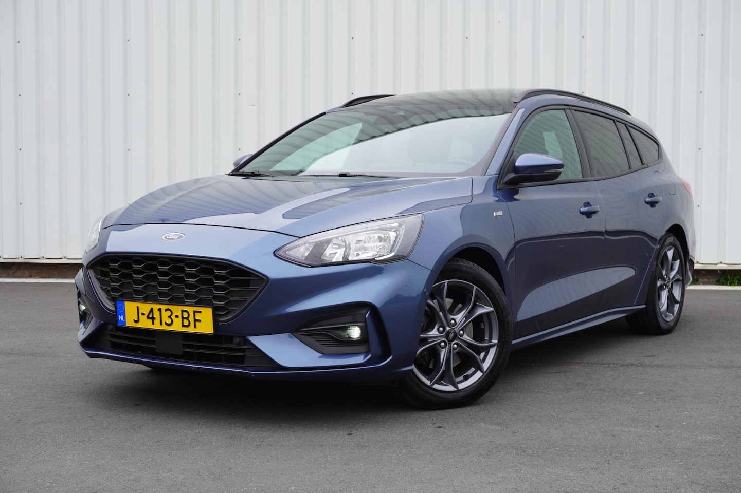 Ford Focus Wagon - 1.0 EcoBoost ST Line Business | Panodak | B&O | Trekhaak | Vol opties | Elek. - AutoWereld.nl