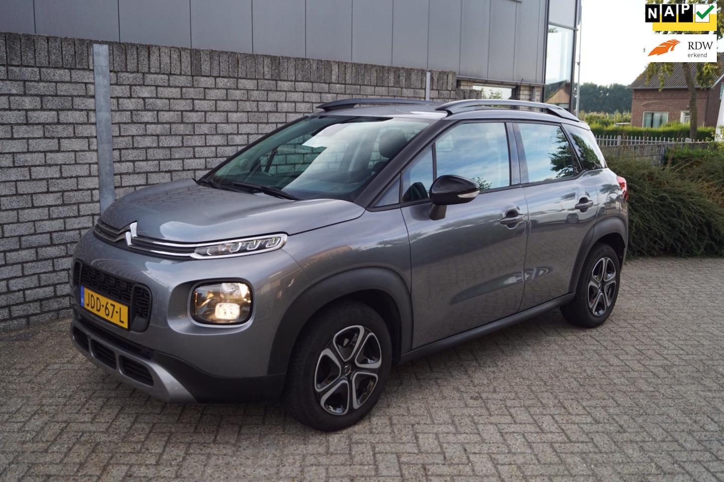 Citroën C3 Aircross - 1.2 PureTech S&S Feel Autom Airco Cruise Driver Alert 4x Elektrische Ramen PDC Trekhaak Ri - AutoWereld.nl