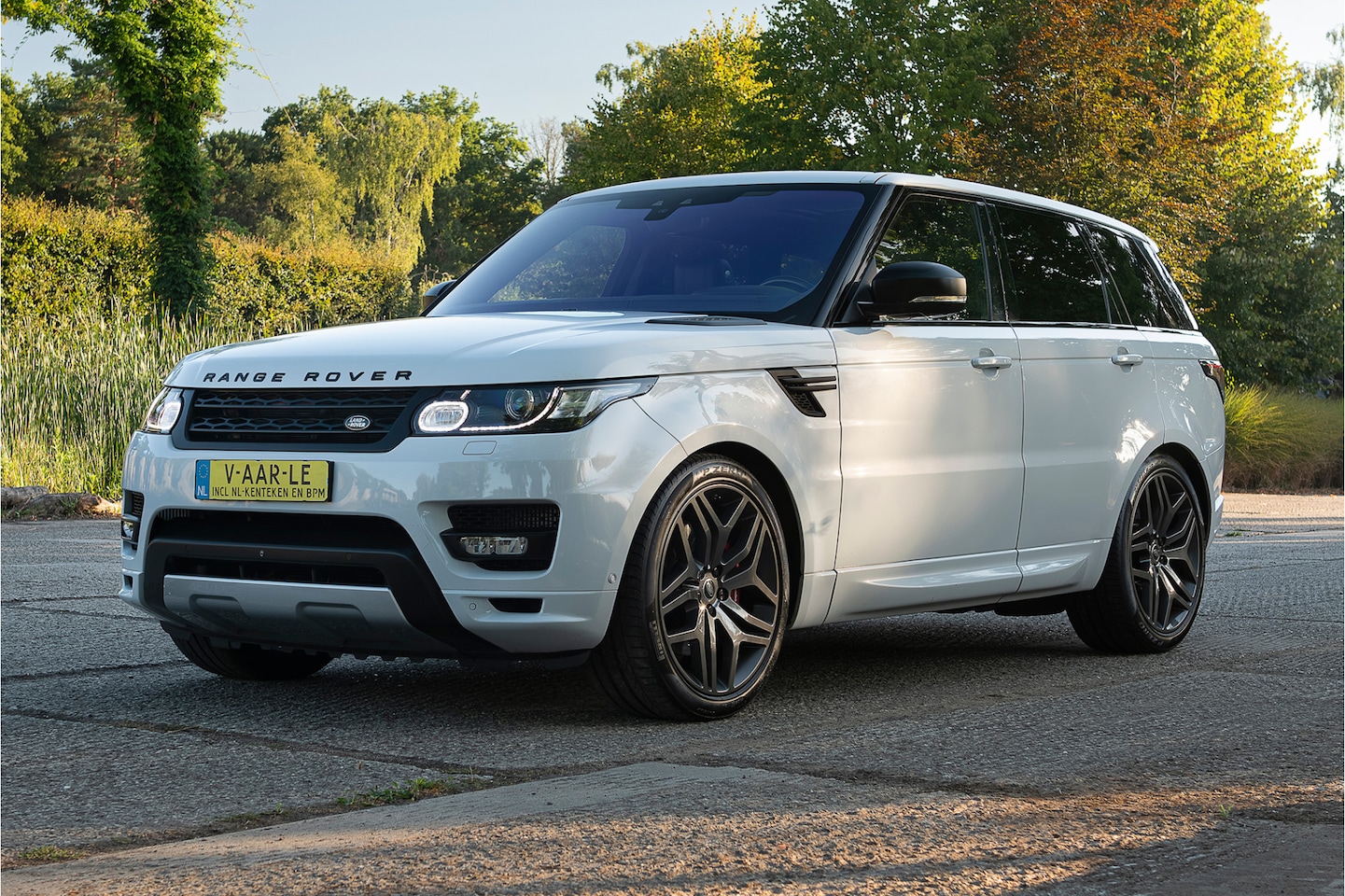 Land Rover Range Rover Sport - 4.4 Aut. SDV8 Autobiography Vogue GRIJS KENTEKEN 339pk Leder Navigatie 339pk - AutoWereld.nl