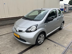 Toyota Aygo - 1.0-12V