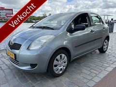 Toyota Yaris - 1.3 VVTi Terra 5-deurs Airco APK Keurige auto