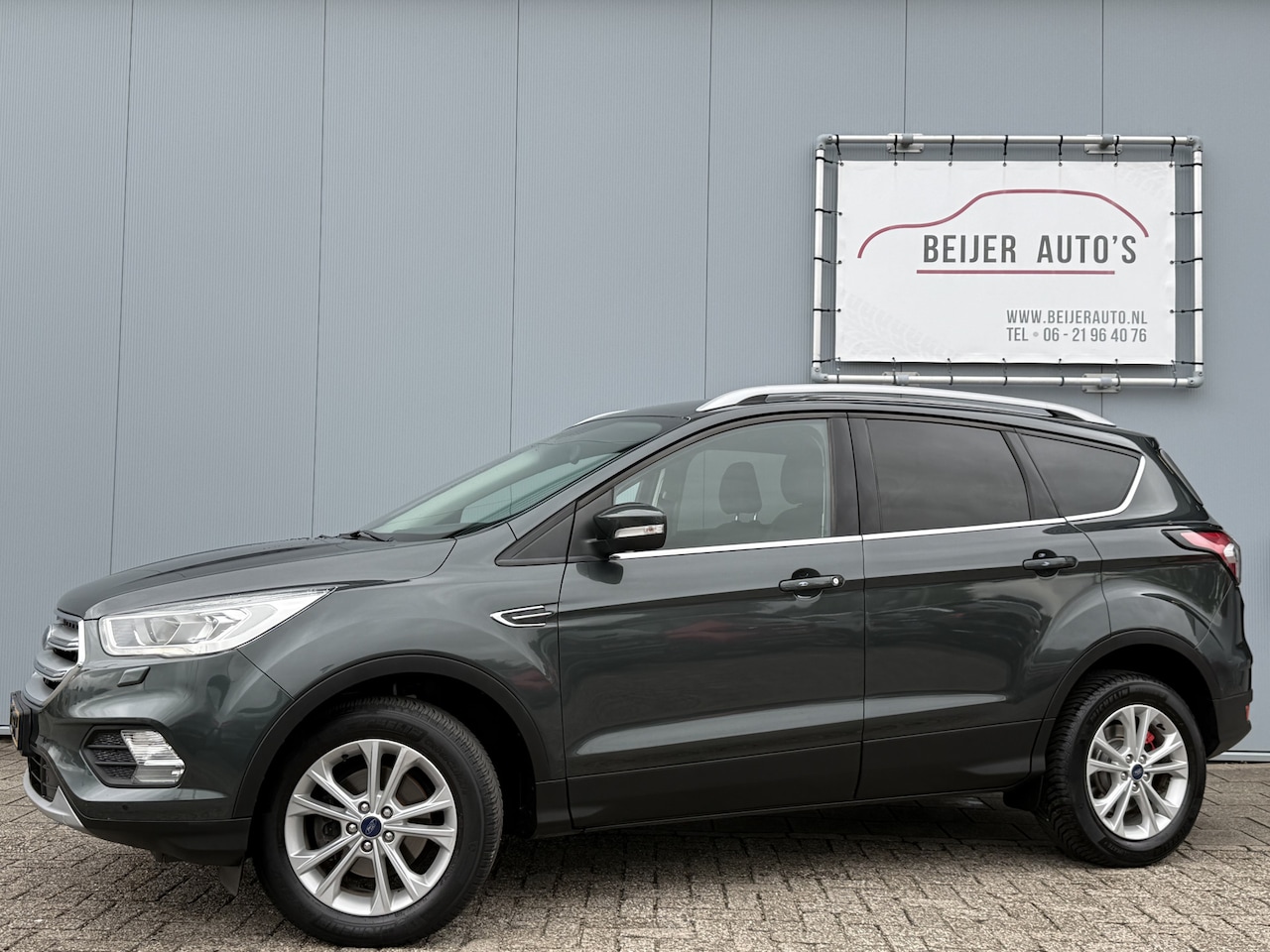 Ford Kuga - 1.5 EcoBoost Vignale Trekhaak/Climate/Apple Carplay. - AutoWereld.nl