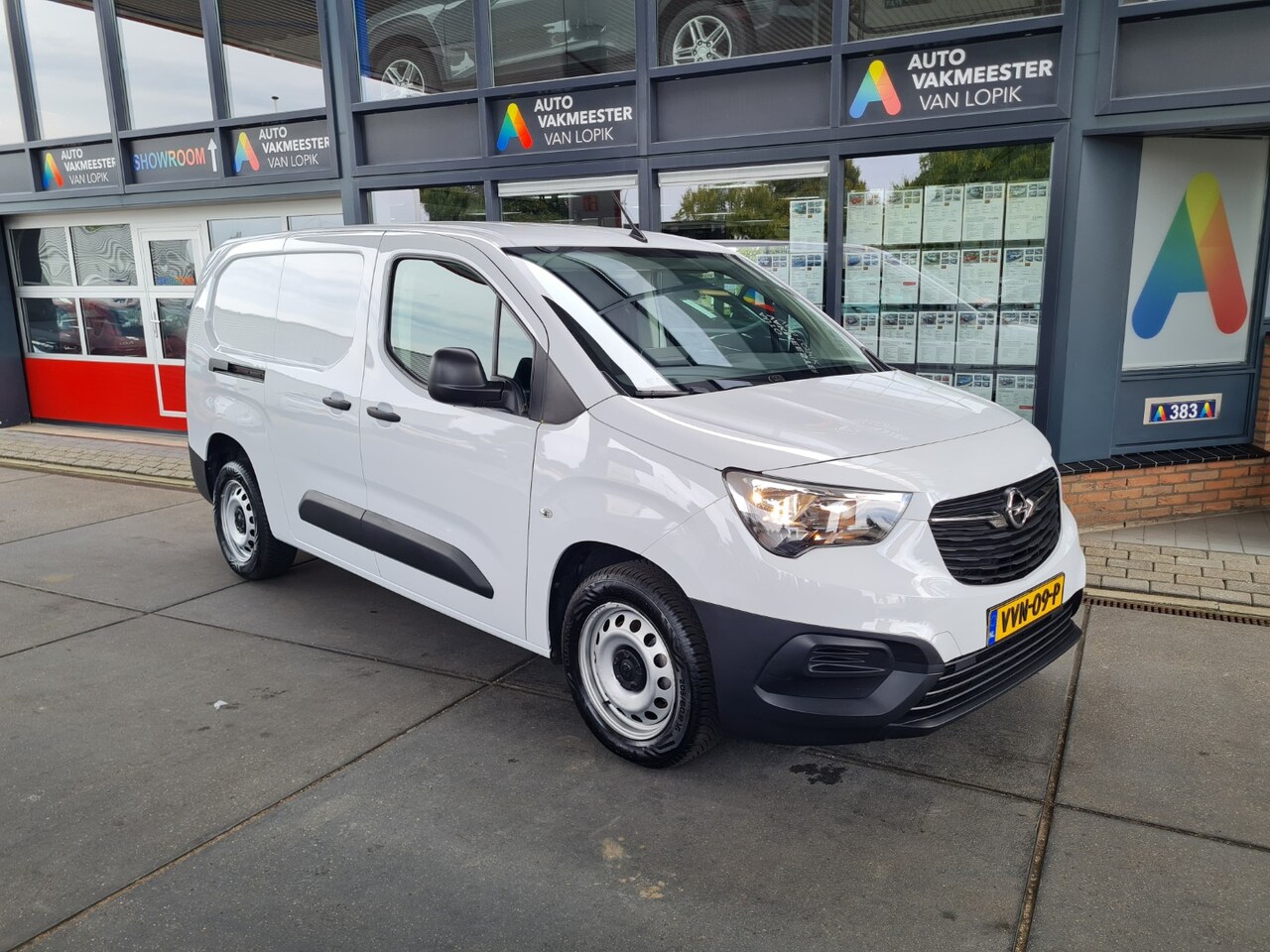 Opel Combo - Cargo GB 1.5 Diesel 102pk L2H1 1e eign. Navi Car Play Dab Park sens. Nieuwst! - AutoWereld.nl