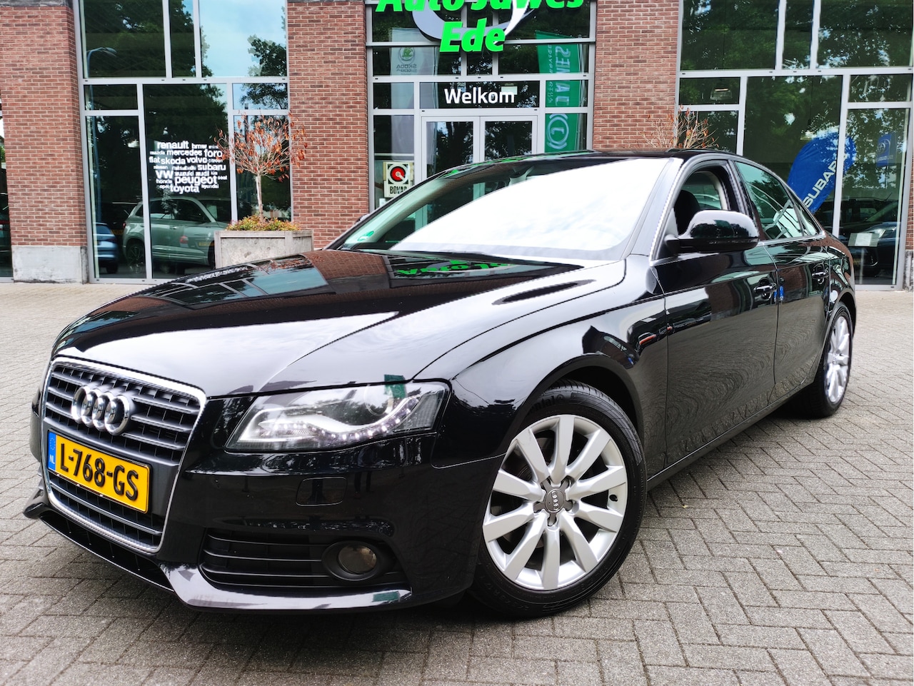 Audi A4 Limousine - 1.8 TFSI Stoelverwarming - Parkeersensoren - Sportstoelen - Volledige onderhoudshistorie - AutoWereld.nl