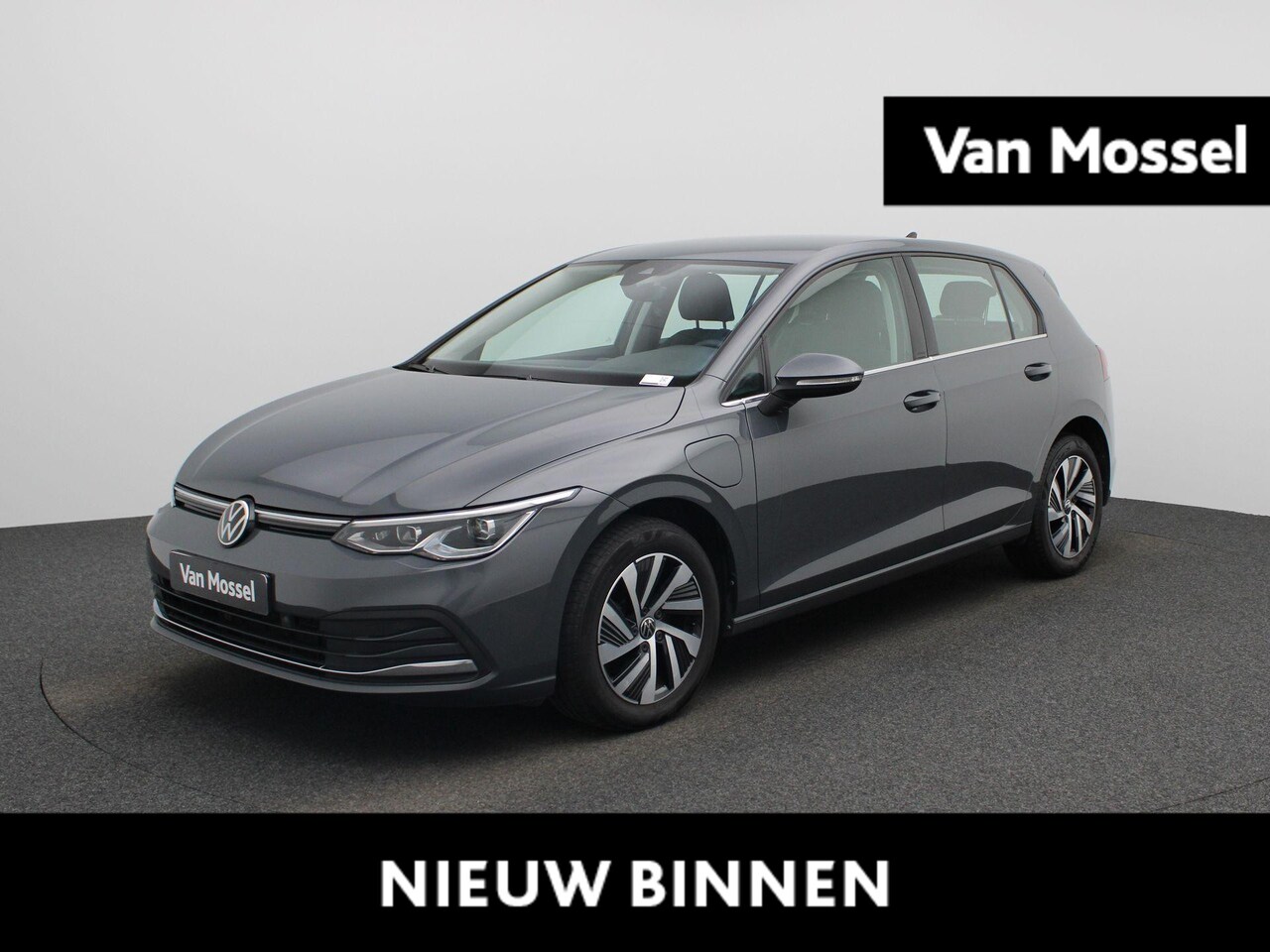 Volkswagen Golf - 1.4 eHybrid Style | Automaat | Plug-In Hybrid | Ergo Stoelen | Parkeersensoren | Navigatie - AutoWereld.nl