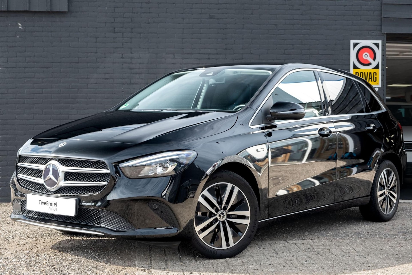 Mercedes-Benz B-klasse - 250 e | LED | 17 inch | Sfeerverlichting | Navi - AutoWereld.nl