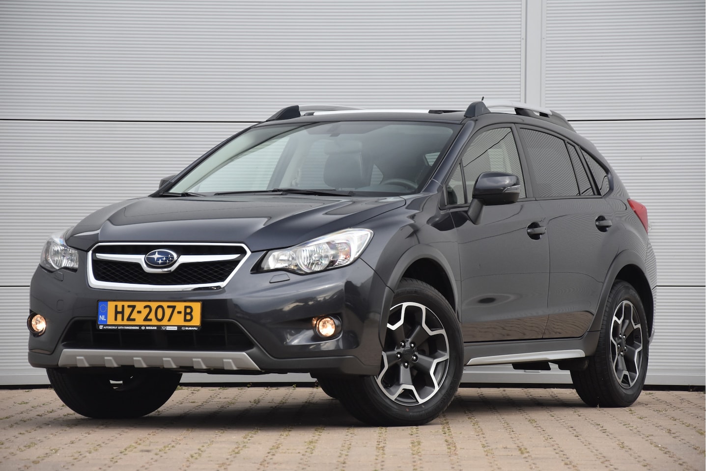 Subaru XV - 2.0i Premium AWD | Trekhaak | Schuifdak | Leer | - AutoWereld.nl