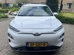 Hyundai Kona Electric - EV Comfort 64 kWh | VAN 1e EIGENAAR | CARPLAY |