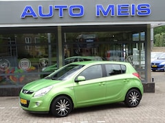 Hyundai i20 - 1.4I DynamicVersion Airco