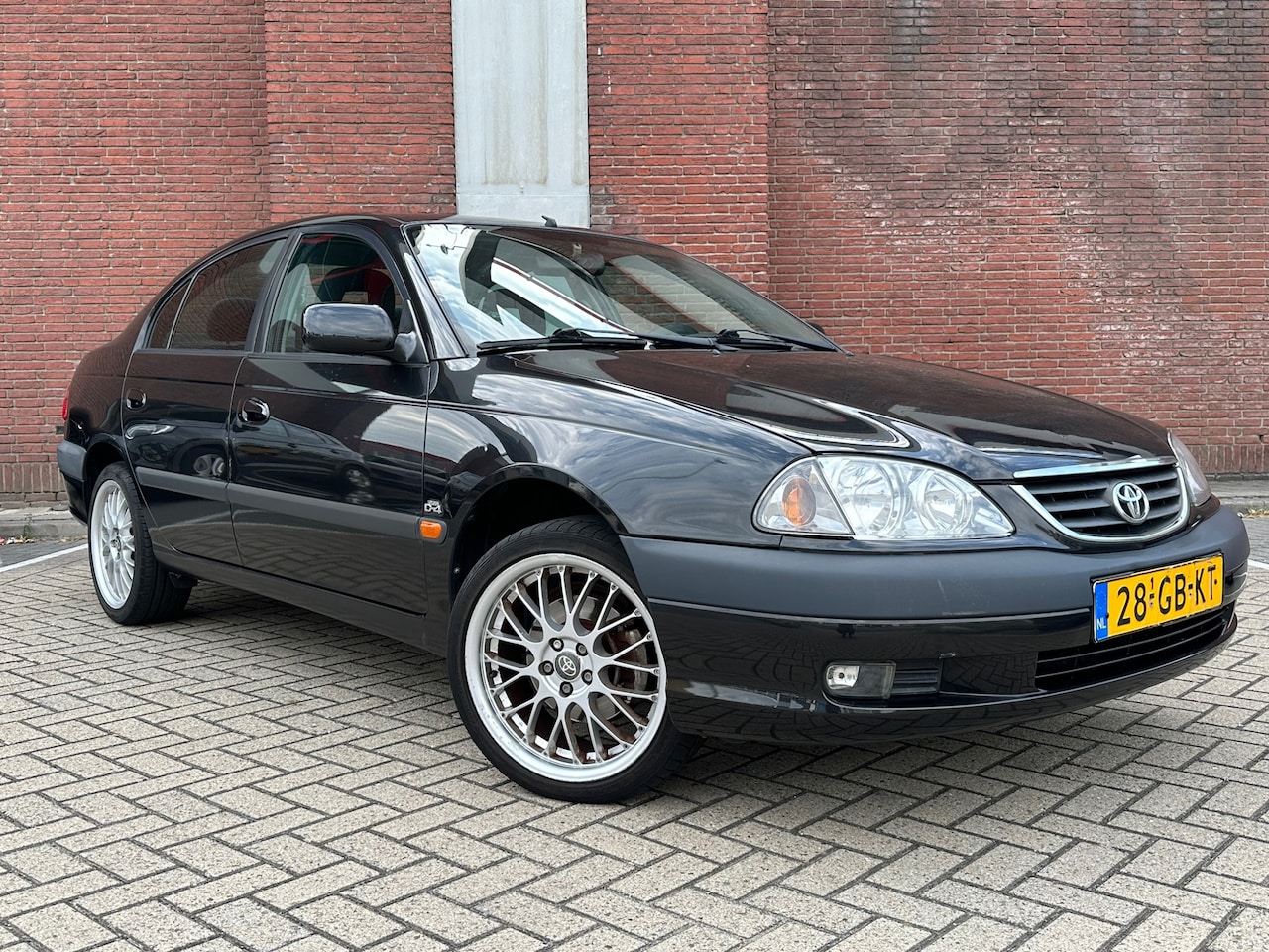 Toyota Avensis - 2.0-16V Linea Sol|AIRCO|ELKTR.RAMEN| TREKHAAK - AutoWereld.nl