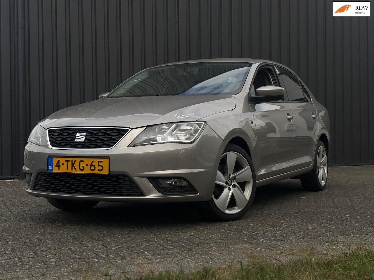 SEAT Toledo - 1.2 TSI Businessline High 1.2 TSI Businessline High - AutoWereld.nl