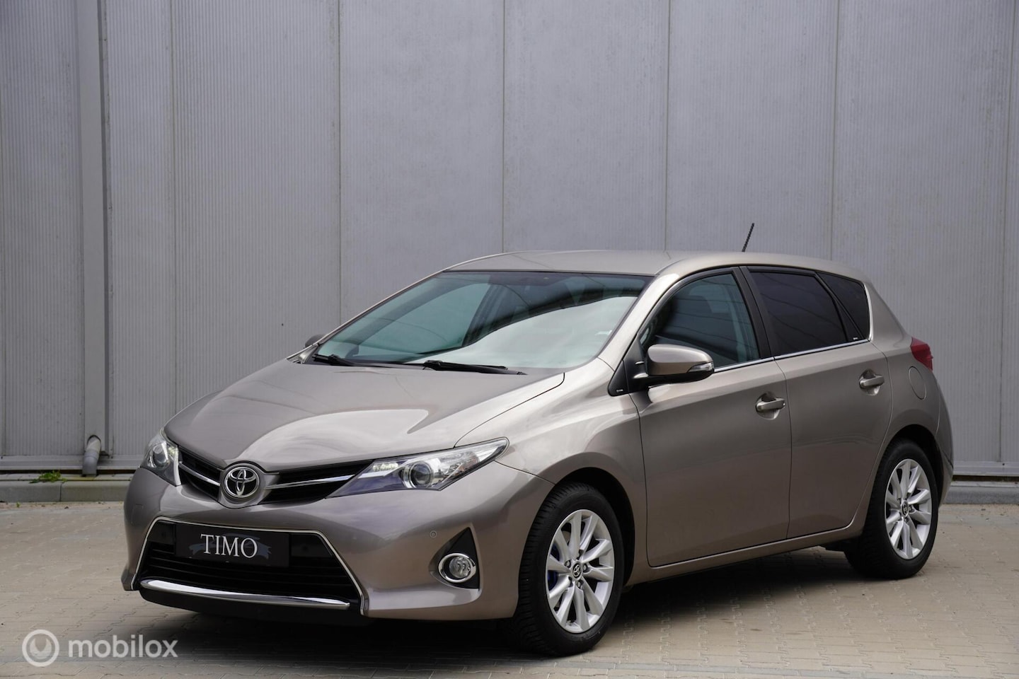 Toyota Auris - 1.3 Aspiration 1.3 Aspiration, 6 versnellingen, navigatie - AutoWereld.nl