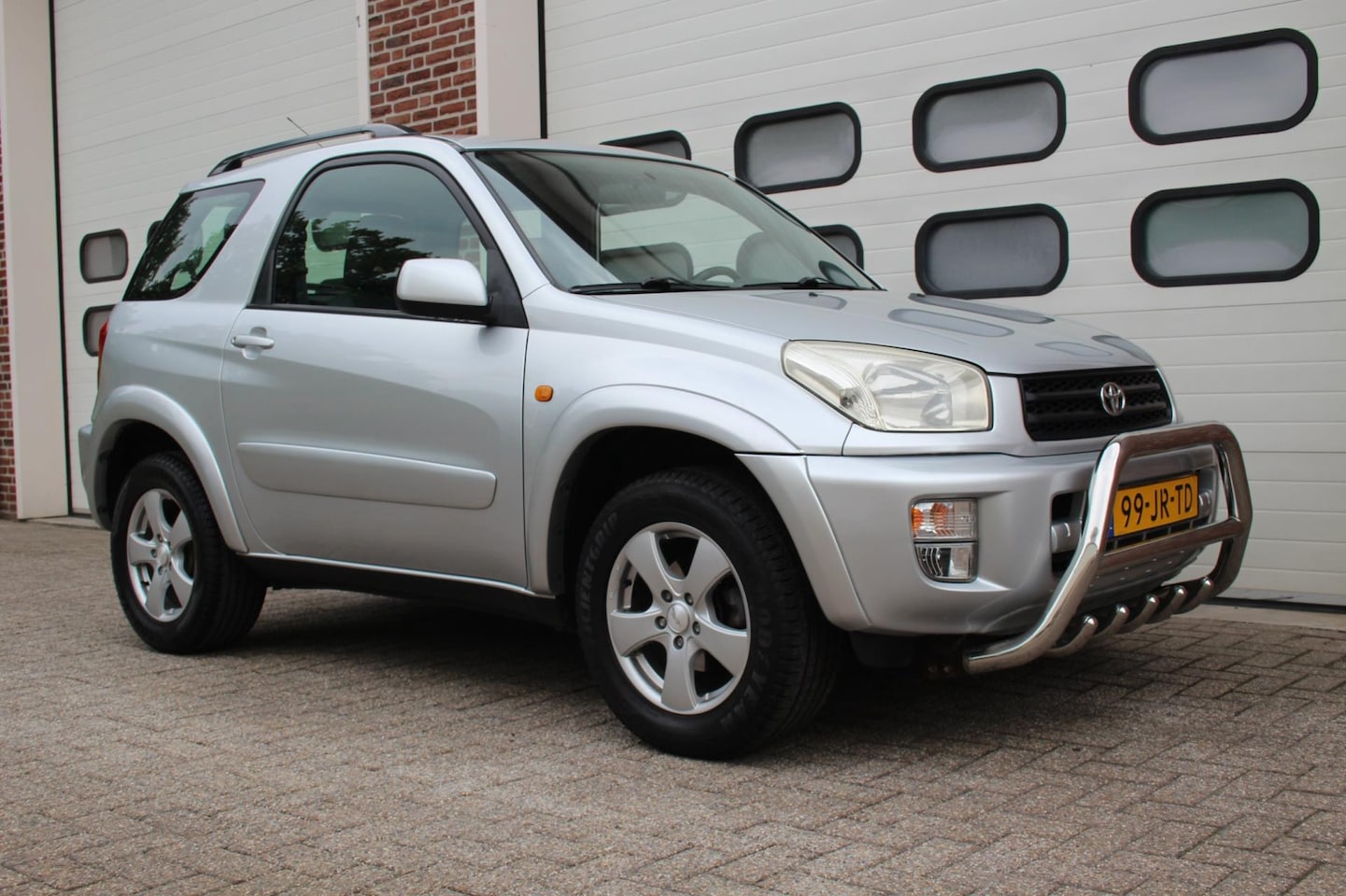 Toyota RAV4 - 2.0-16V VVT-i Sol 3--Deurs * Airco / 4WD / Trekhaak * - AutoWereld.nl