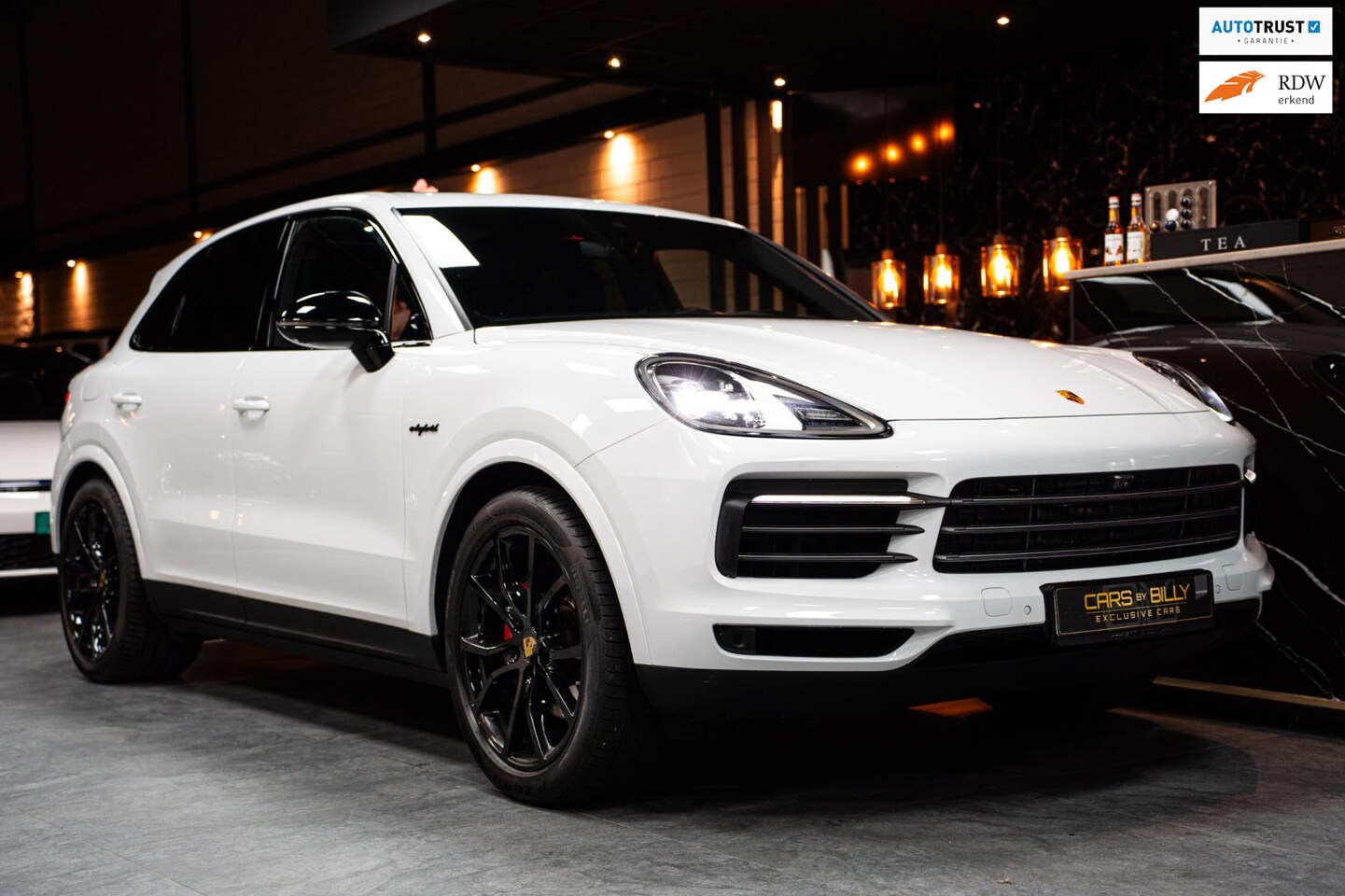 Porsche Cayenne - 3.0 E-Hybrid PANO|ACC|HEADUP|PLATINUMDESIGN - AutoWereld.nl