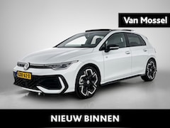 Volkswagen Golf - 1.5 TSI R-Line Edition | 150 PK | Panorama Schuif-Kantel/dak | LED IQ-Light | Parkeersenso