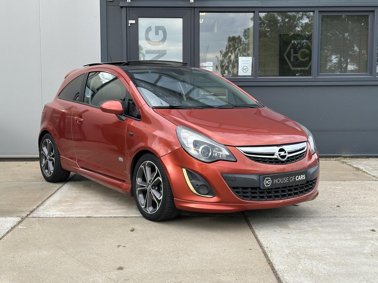 Opel Corsa - 1.4 Turbo Cosmo OPC-Line Clima Cruise Pano 120PK - AutoWereld.nl