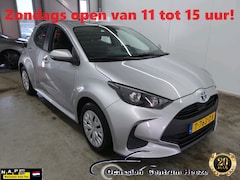 Toyota Yaris - 1.5 Hybrid Active, 1e Eig Camera Carplay Zondag GESLOTEN
