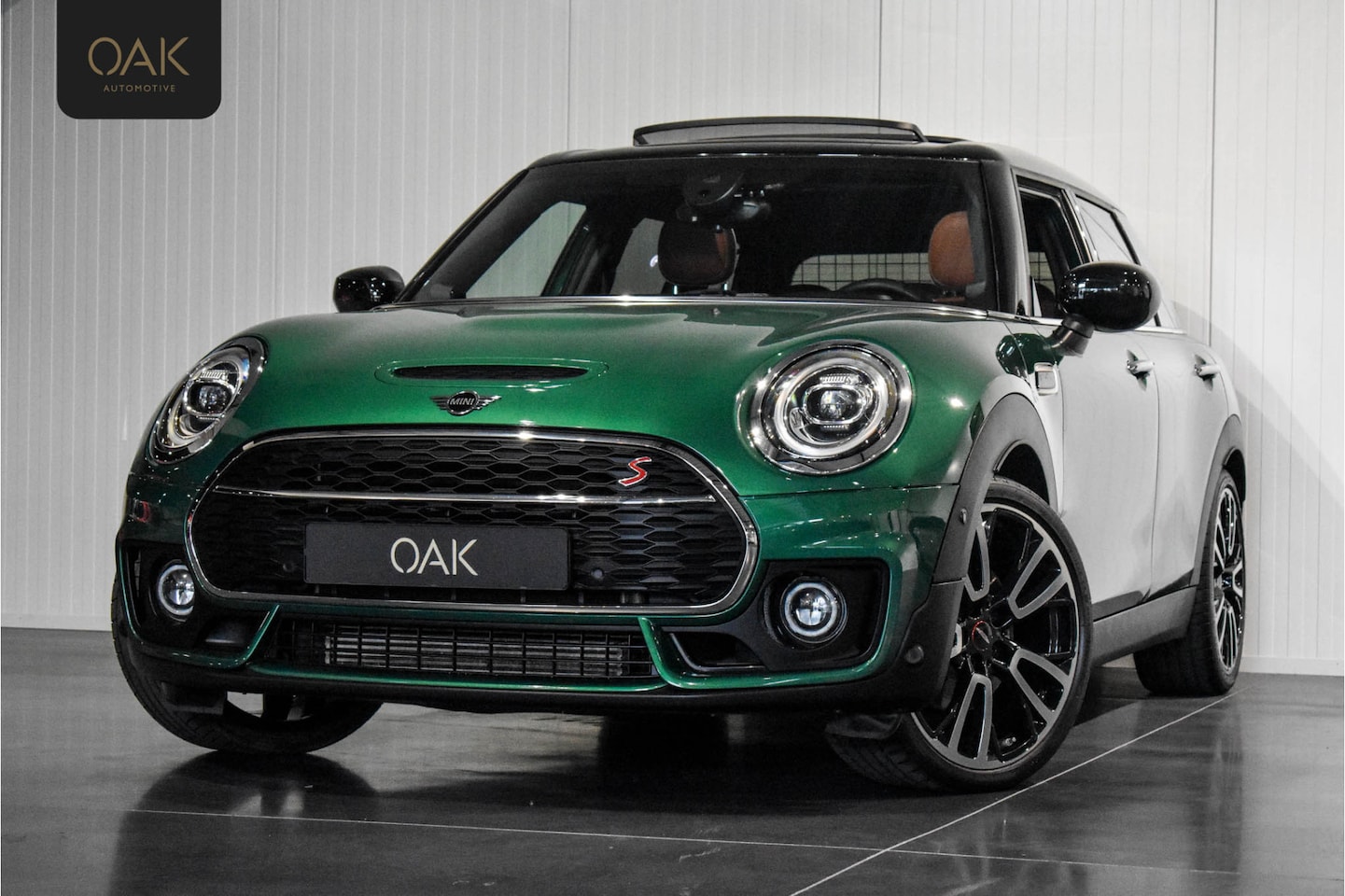 MINI Clubman - 2.0 Cooper S F1 Aut. | JCW-Trim | Navi | Panorama | Leder Chester | Memory | H&K | Head-Up - AutoWereld.nl
