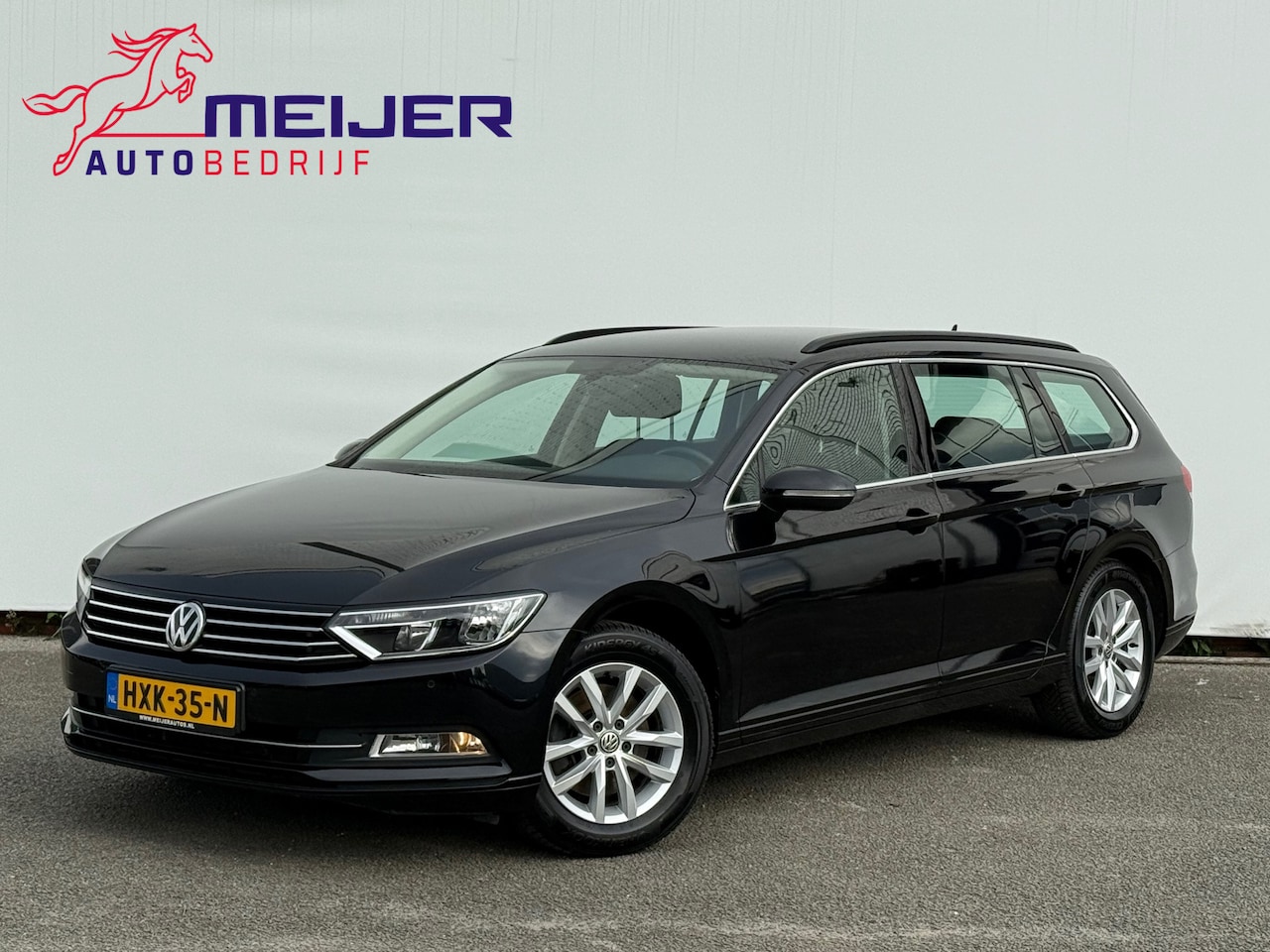 Volkswagen Passat Variant - 2.0 TDI Connected Series Plus Adaptive Cruise | Stoelverw V+A | Clima | Keyless | Trekhaak - AutoWereld.nl