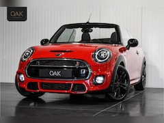 MINI Cabrio - 2.0 Cooper S Aut. | JCW-Trim | Navigatie | Alcantara | Camera | 17"LM | Chili Red