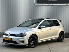 Volkswagen Golf - 1.4 TSI GTE, Panorama dak, Lederen bekleding, Sportuitlaat, NAP