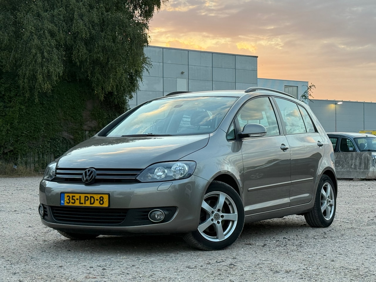 Volkswagen Golf Plus - 1.4 TSI Comfortline/NAVI/RIJDT ALS NIEUW - AutoWereld.nl