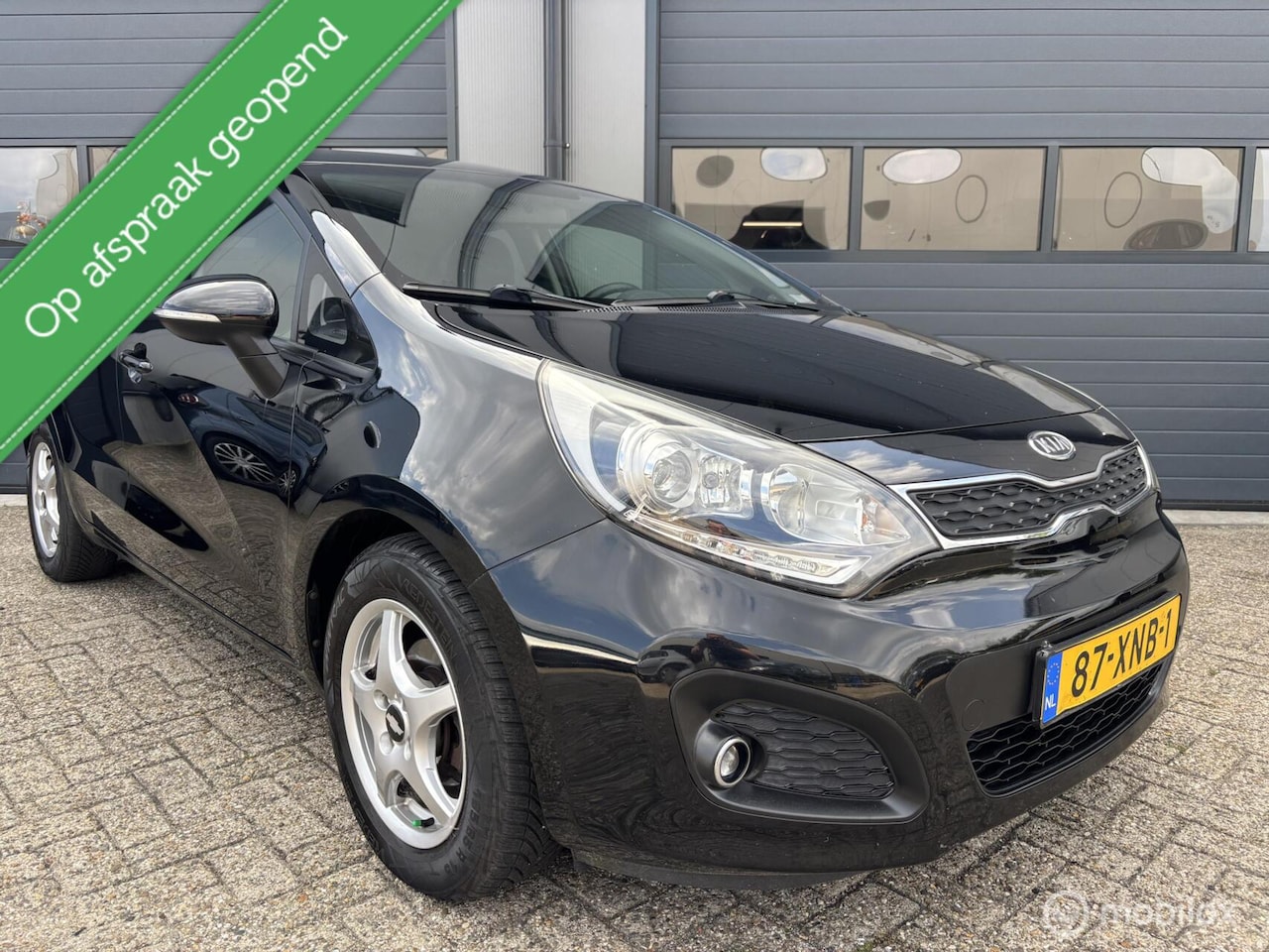 Kia Rio - 1.2 CVVT Super Pack Uitvoering // 5Drs _ Cruise - AutoWereld.nl