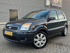 Ford Fusion - 1.4-16V Futura 5-deurs NWE APK+KL. BRT