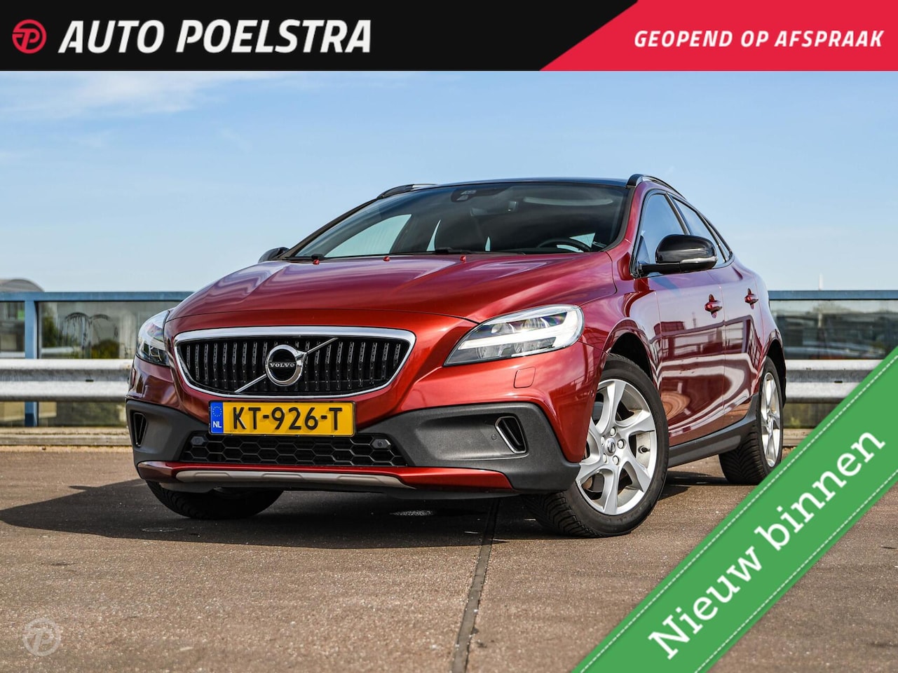 Volvo V40 Cross Country - 2.0 D2 Summum Geartronic Leder LED Trekhaak Camera - AutoWereld.nl