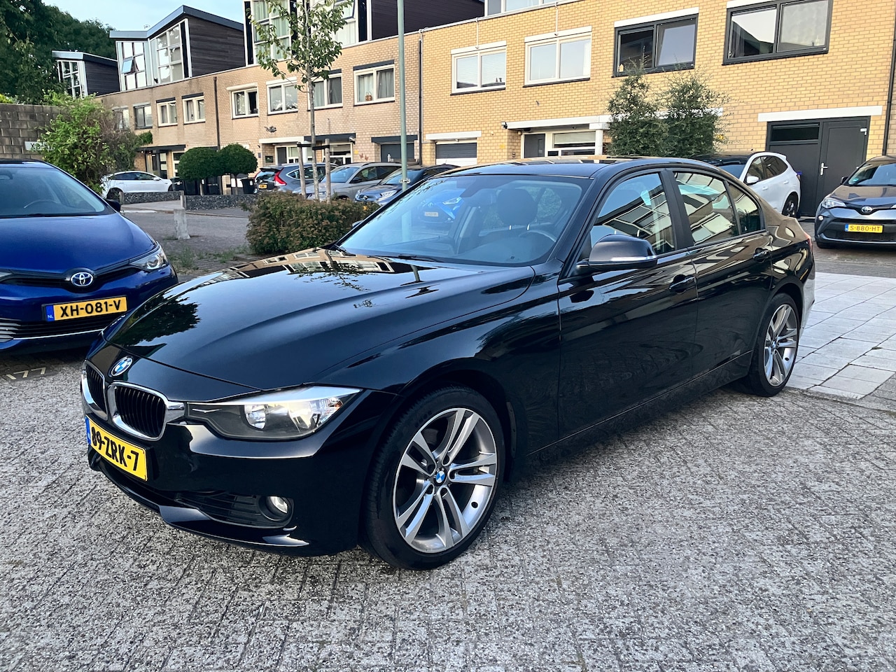 BMW 3-serie - 320i Executive - AutoWereld.nl