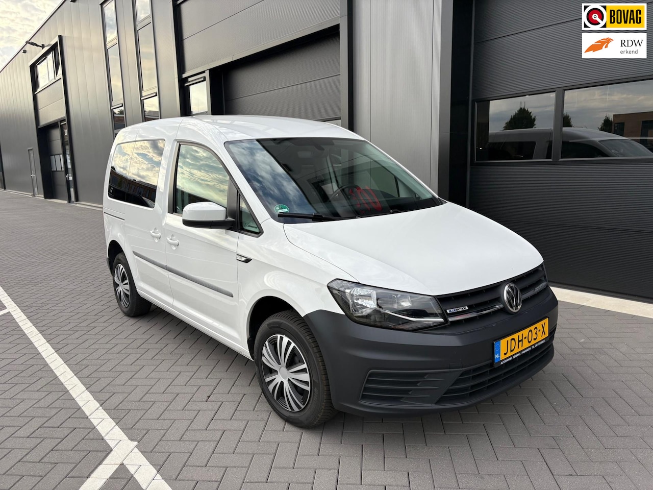 Volkswagen Caddy - 1.4 TGI DSG Trendline BlueMotion CNG 5 persoons - AutoWereld.nl