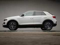 Volkswagen T-Roc - 1.0 TSI Style Business Sport (APPLE CARPLAY, NAVI, LED, CRUISE, CLIMATE, SPORTSTOELEN, PDC