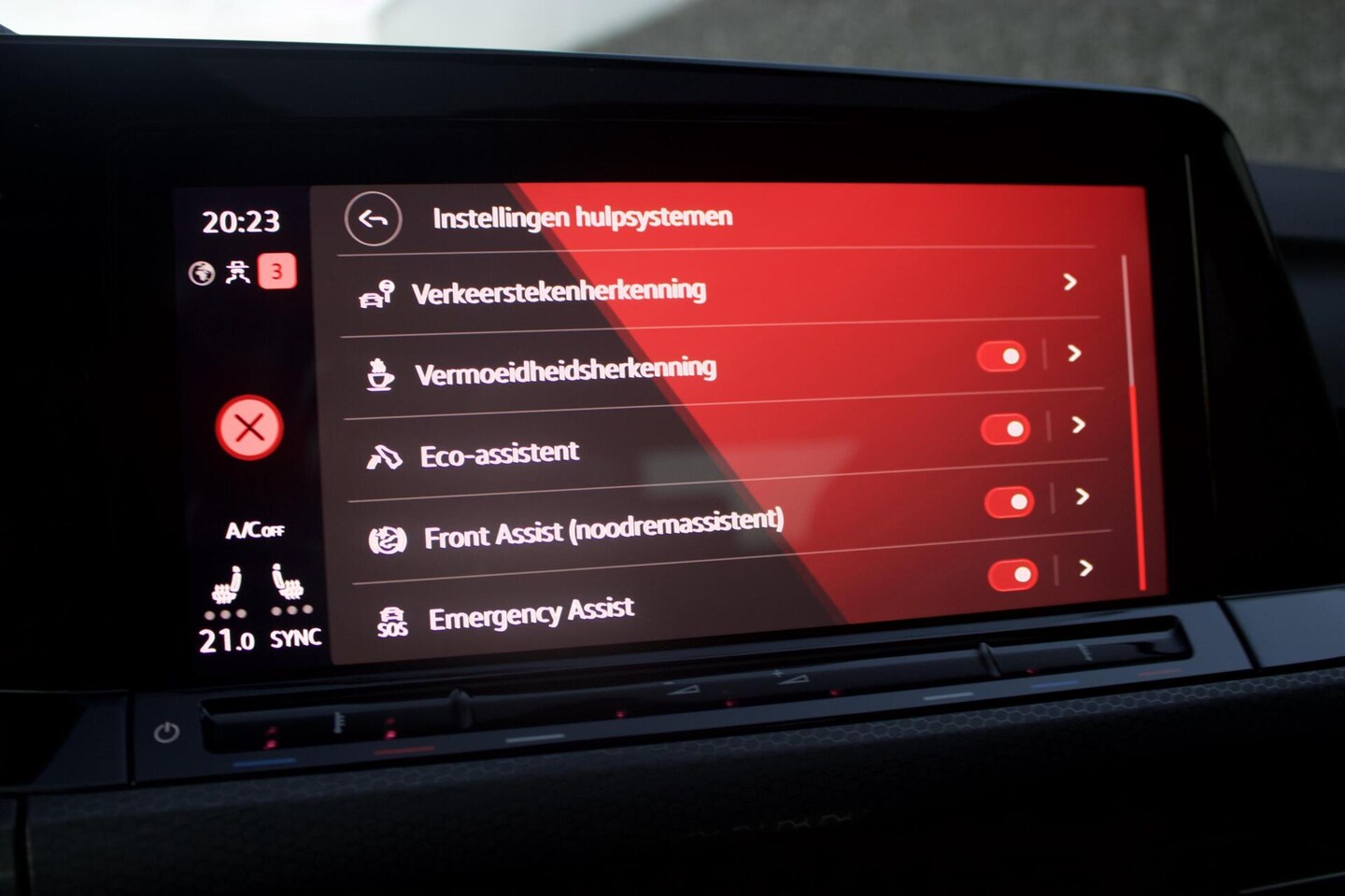 Volkswagen Golf - 8 GTI Clubsport|Pano- HUD - Fabrieksgarantie - AutoWereld.nl